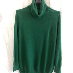 Lands End Kelly green cowl neck tunic sweater